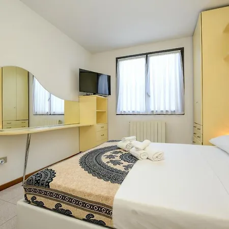 Apartment Desenzanoloft Dolce